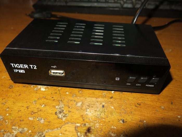 Цифровой эфирный DVB-T2 ресивер Tiger T2 IPTV