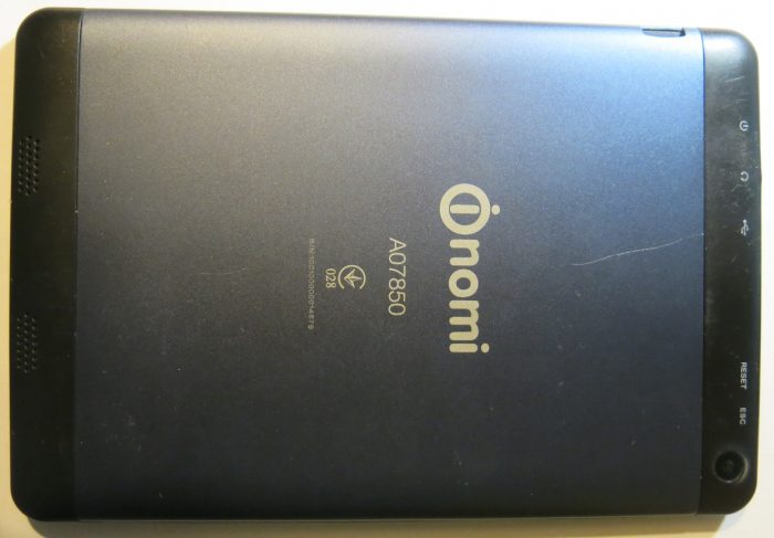 Внешний вид планшета Nomi A07850 со стороны задней крышки