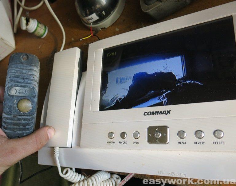 Отремонтированный домофон COMMAX CDV-72BE