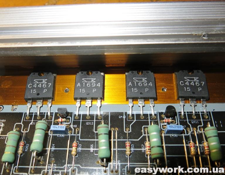 Силовые транзисторы C4467 и A1694